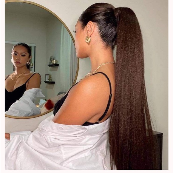 INH Hair Extension Pony Tail- Miya 26’ - Picture 2 of 9